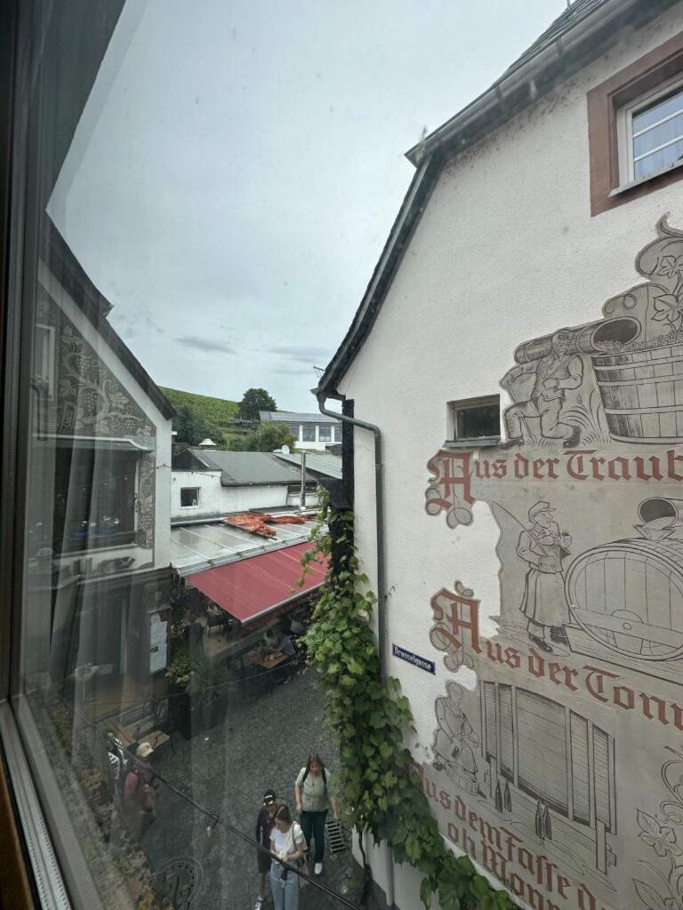 Weinhaus Drosseleck Apartment Ruedesheim am Rhein Exterior photo